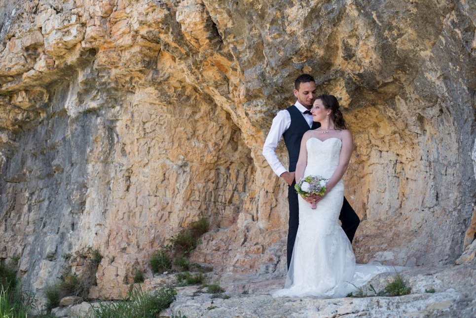 bruidsfotograaf-frankrijk-ardeche-bergwand-fotoshoot-cascade-de-sautadet